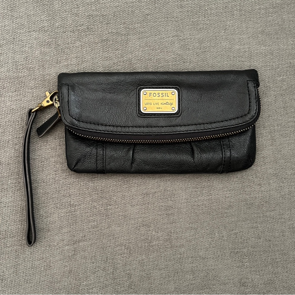 Vintage Fossil Black Emory Leather Fold Over Wristlet Wallet